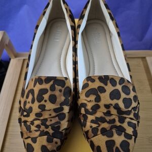 Leopard Print Women's Flats Size 11